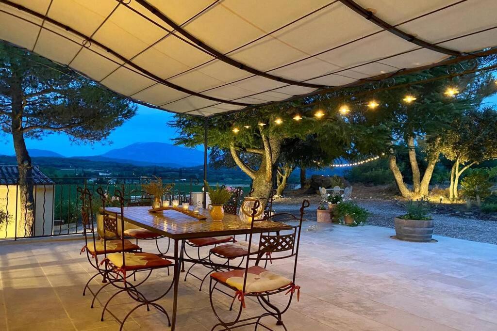Le Clos Des Pins, Vue Mont Ventoux Roaix Εξωτερικό φωτογραφία