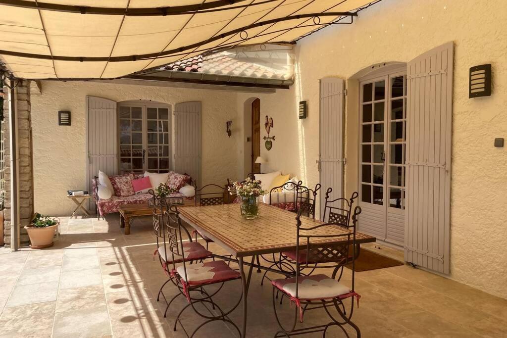 Le Clos Des Pins, Vue Mont Ventoux Roaix Εξωτερικό φωτογραφία